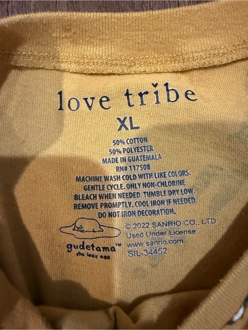 Love Tribe Gudetama The Lazy Egg All-Over Print Tee Yellow XL - Picture 5 of 6